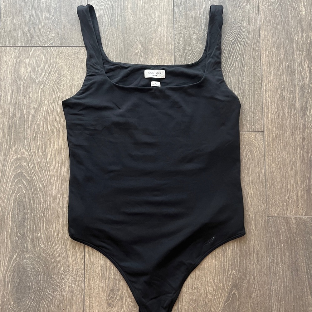 Aritzia Contour Bodysuit